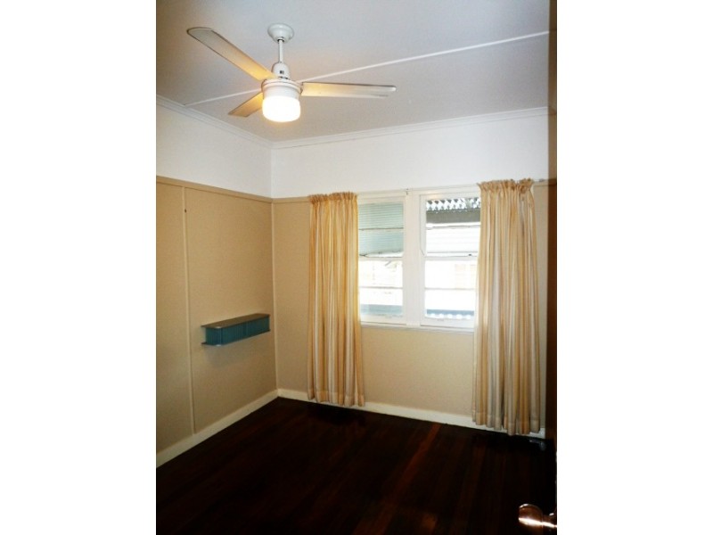 80 Redwood Street, Stafford Heights QLD 4053