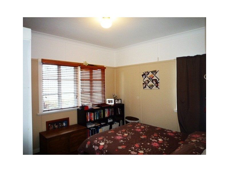 80 Redwood Street, Stafford Heights QLD 4053