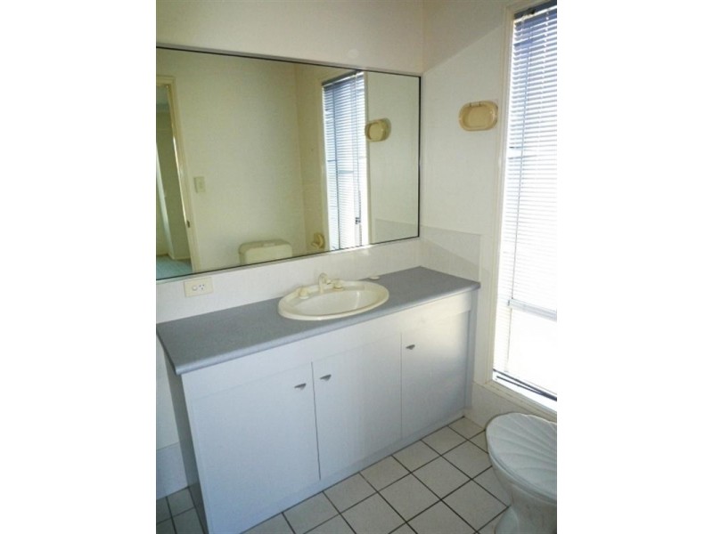 15 Grevillea Place, Bridgeman Downs QLD 4035