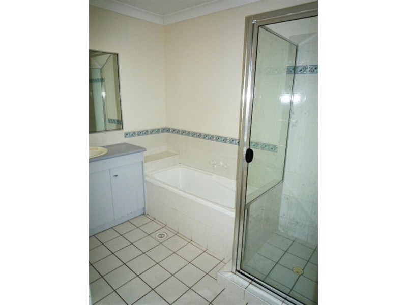 15 Grevillea Place, Bridgeman Downs QLD 4035