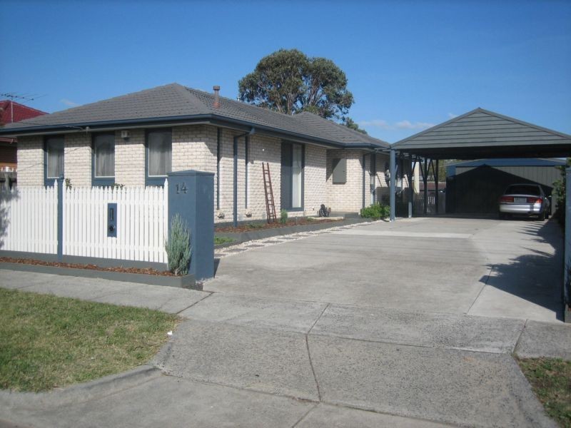 14 Mary Street, Hampton Park VIC 3976