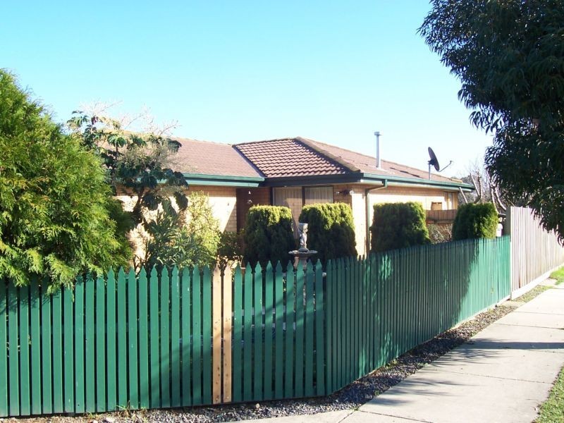 5 Willow Drive, Hampton Park VIC 3976