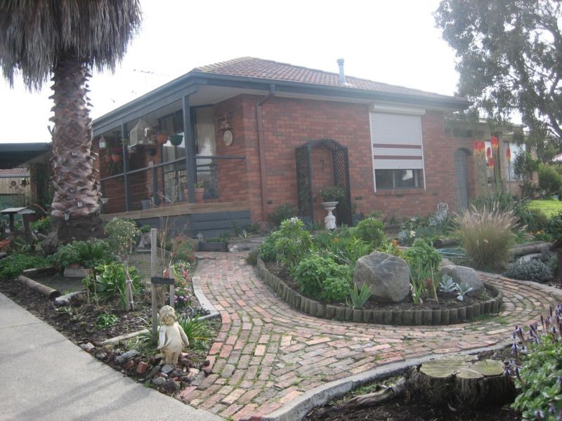 19 Verona Drive, Hampton Park VIC 3976