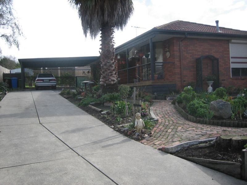 19 Verona Drive, Hampton Park VIC 3976