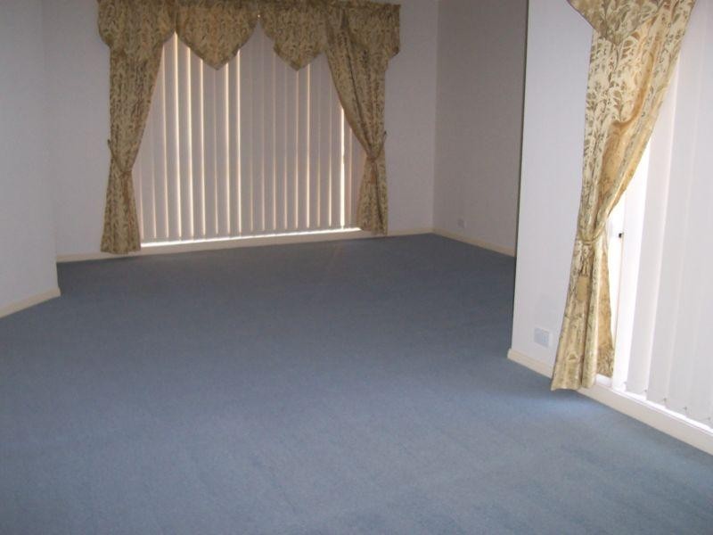 9 Neesan Court, Hampton Park VIC 3976