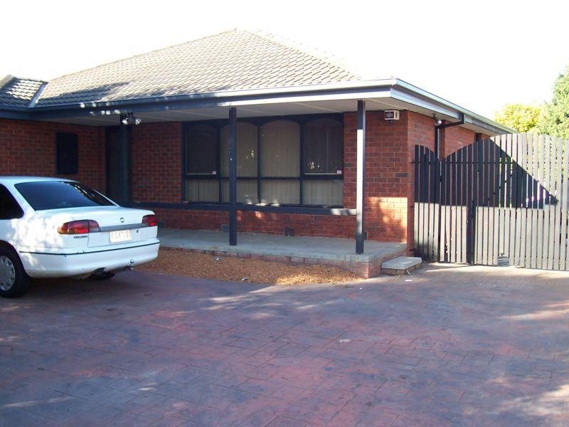 14 Pound Road, Hampton Park VIC 3976