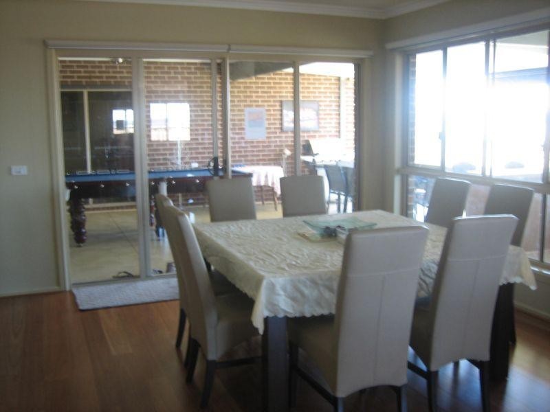 11 Canadian Maple Place, Lyndhurst VIC 3975