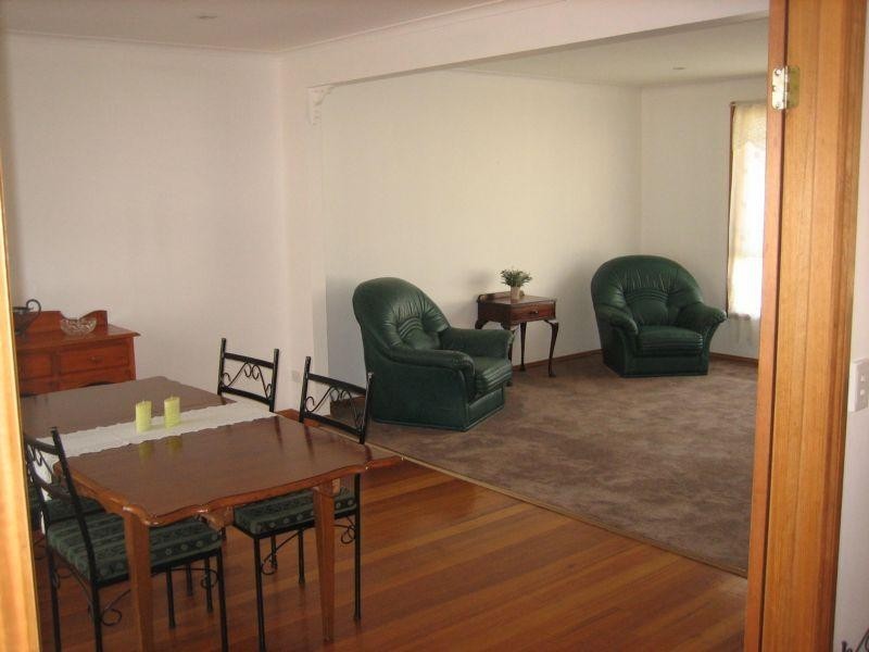 18 Craigie Court, Hampton Park VIC 3976