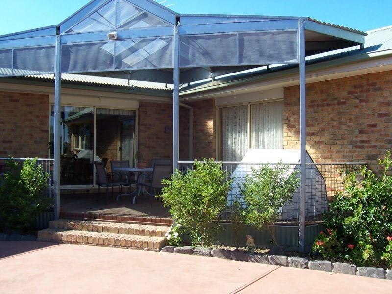 18 Craigie Court, Hampton Park VIC 3976