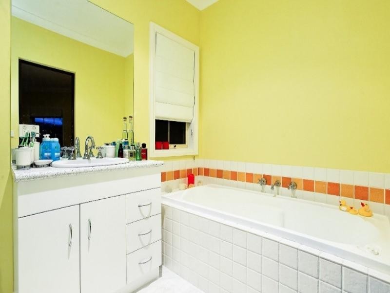 14 Henning Avenue, Lynbrook VIC 3975