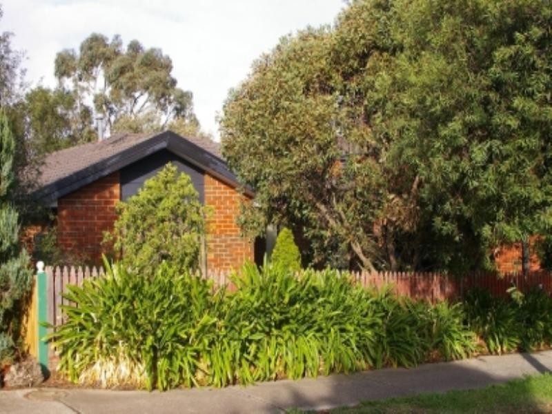 34 James Wyman Place, Hampton Park VIC 3976