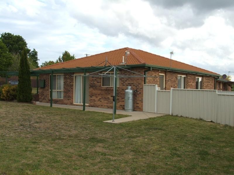 118 Fittler Close, Armidale NSW 2350