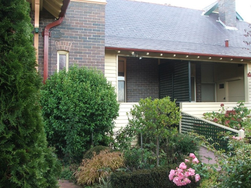 172 Marsh Street, Armidale NSW 2350