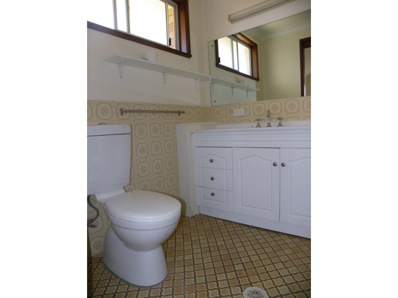 20 Robina Crescent, Armidale NSW 2350