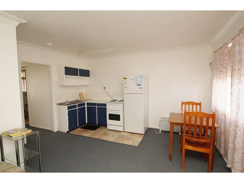 2/152 Markham Street, Armidale NSW 2350