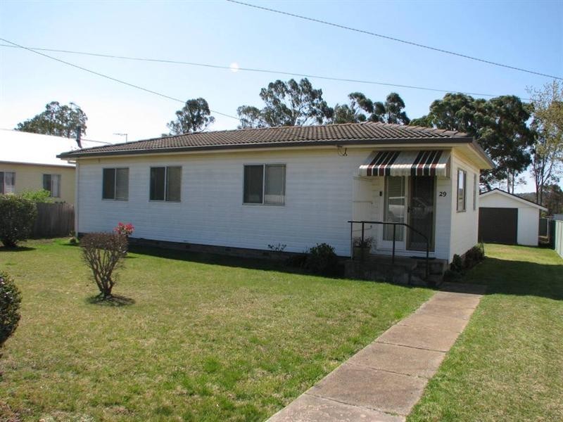29 Mann Street, Armidale NSW 2350
