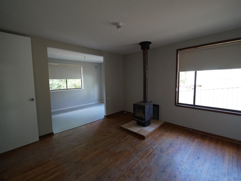 8 Herbert Lane, Armidale NSW 2350