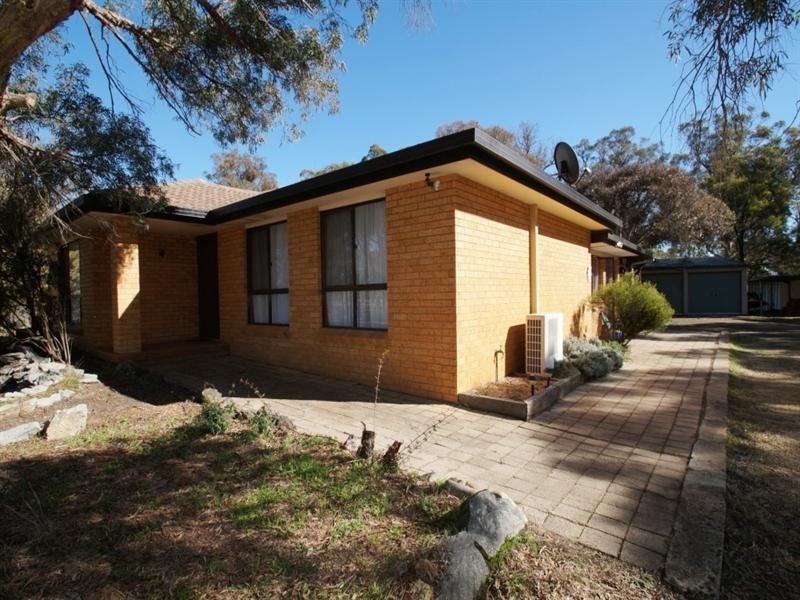 29 Lentara Road, Armidale NSW 2350