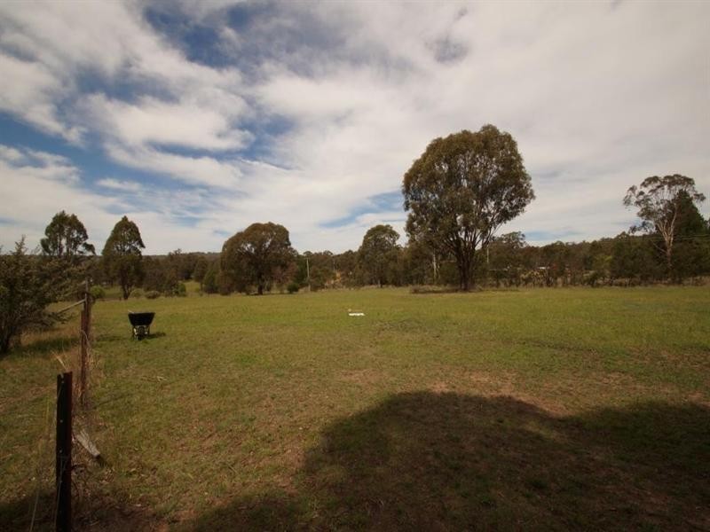 29 Lentara Road, Armidale NSW 2350