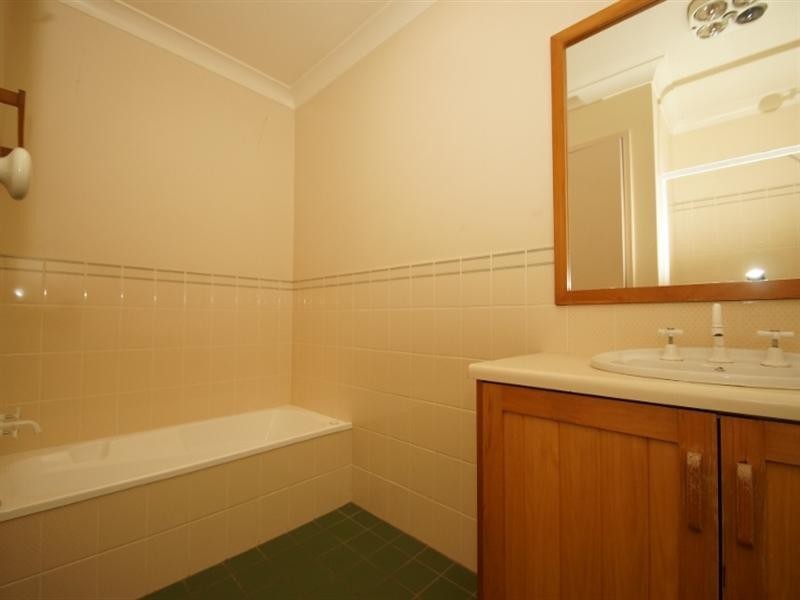 7a Fiona Place, Armidale NSW 2350