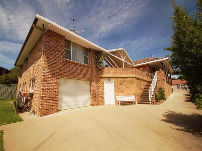 28 The Avenue, Armidale NSW 2350