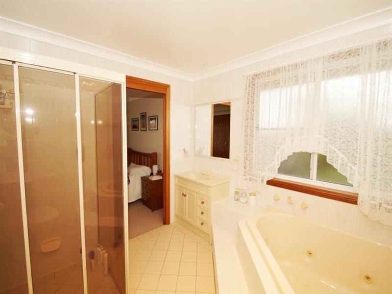 28 The Avenue, Armidale NSW 2350