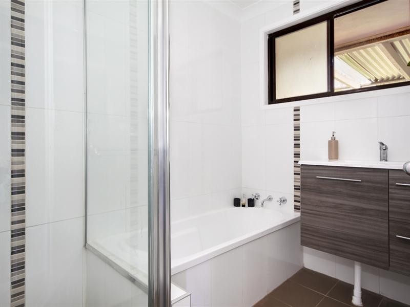 10 Phyllis Crescent, Armidale NSW 2350