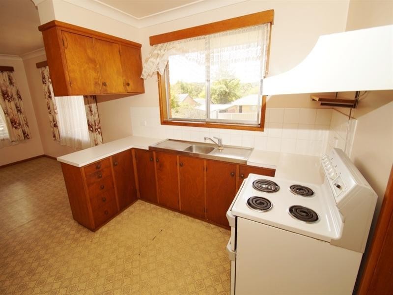 15 Chestnut Avenue, Armidale NSW 2350