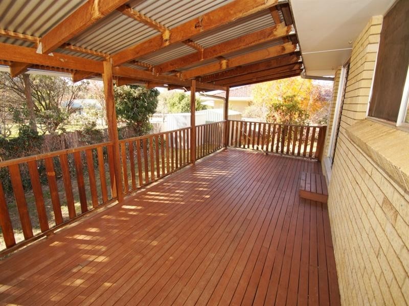 1 Watson Avenue, Armidale NSW 2350