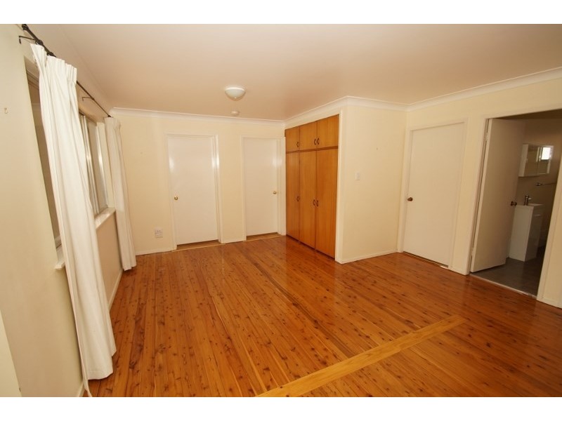 30 Burgess Street, Armidale NSW 2350