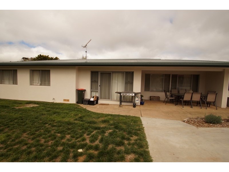 100 Lynches Road, Armidale NSW 2350