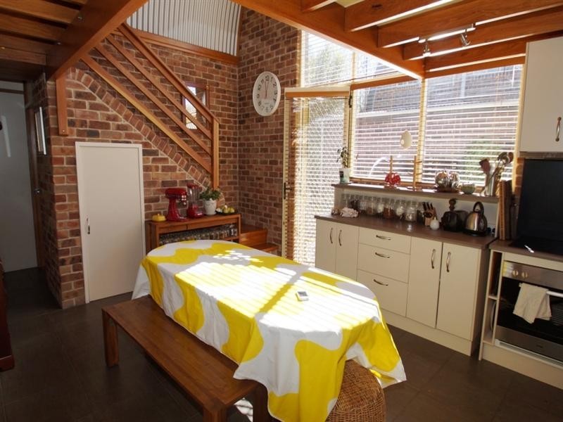 2/6 Eliza Lane, Armidale NSW 2350