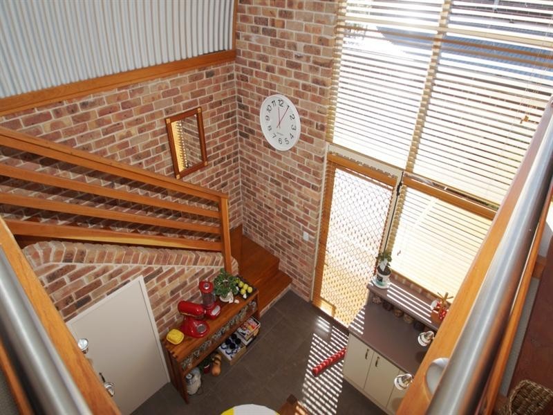 2/6 Eliza Lane, Armidale NSW 2350