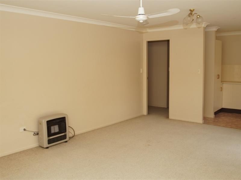 2/87 Queen Elizabeth Drive, Armidale NSW 2350