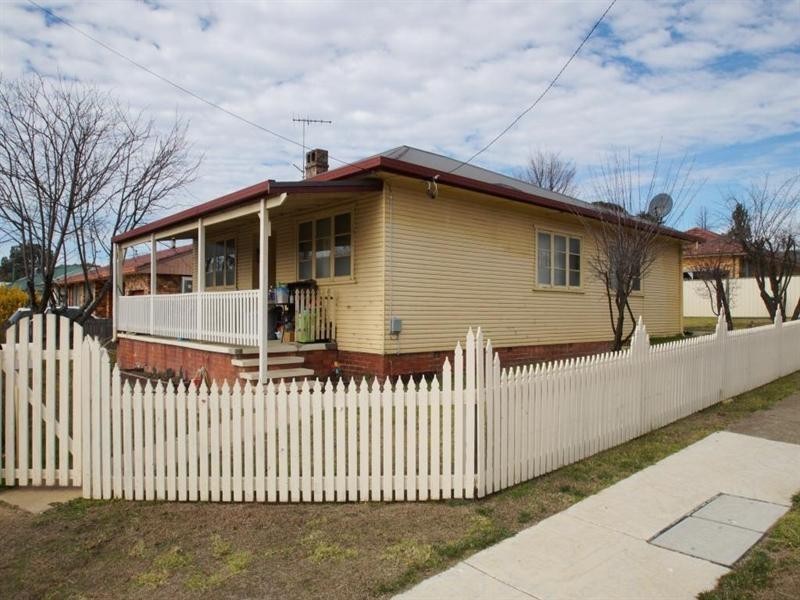 64 Kentucky Street, Armidale NSW 2350