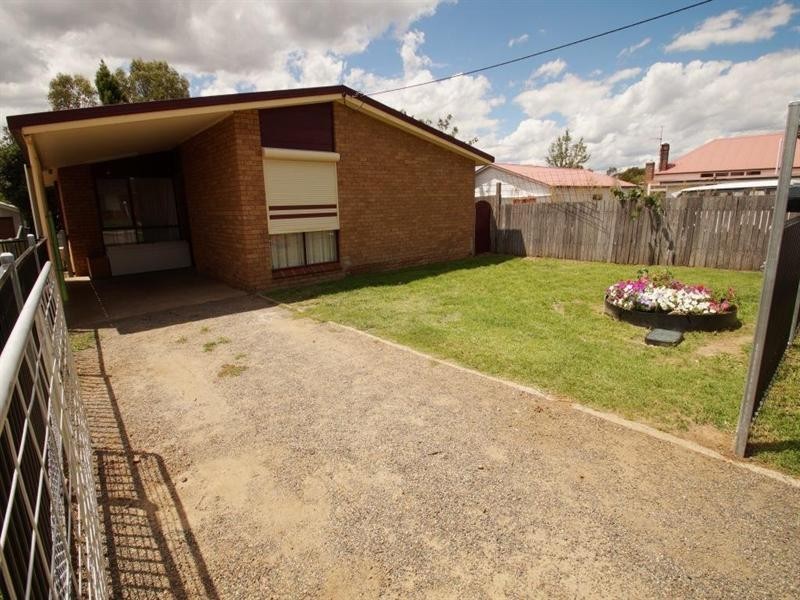 13 Brewery Lane, Armidale NSW 2350