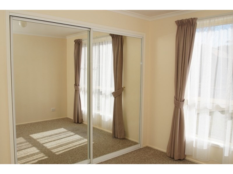 1/3 Grills Place, Armidale NSW 2350