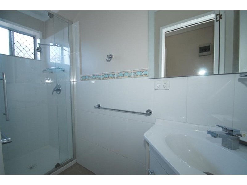 2 Simpson Avenue, Armidale NSW 2350