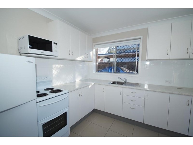 2 Simpson Avenue, Armidale NSW 2350