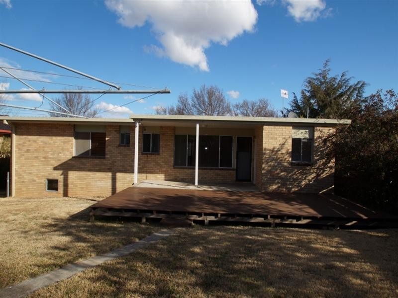 7 Werrina Crescent, Armidale NSW 2350