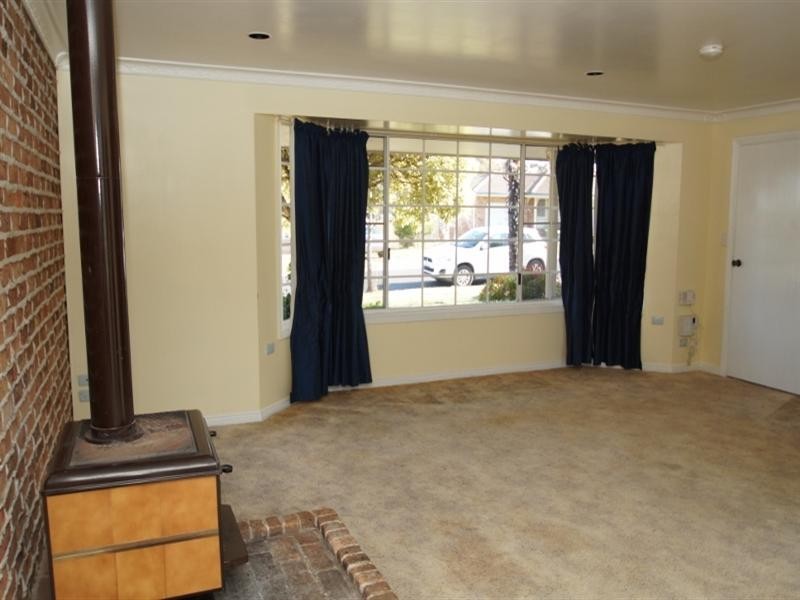 11 Jayne Close, Armidale NSW 2350