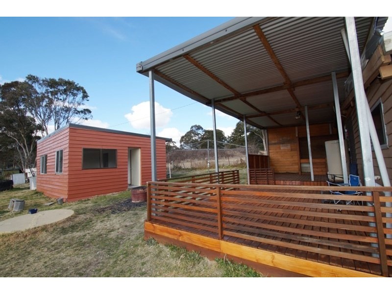 3 McDonalds Lane, Uralla NSW 2358