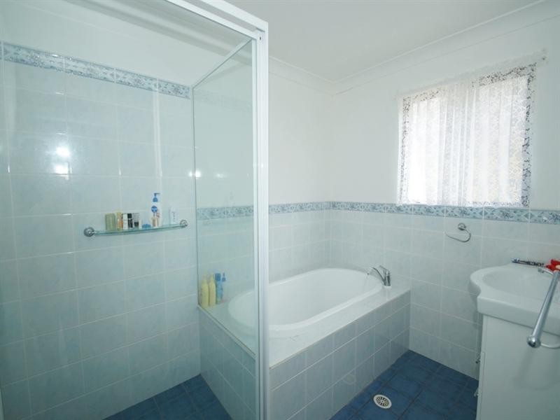 14 Evangeline Crescent, Armidale NSW 2350