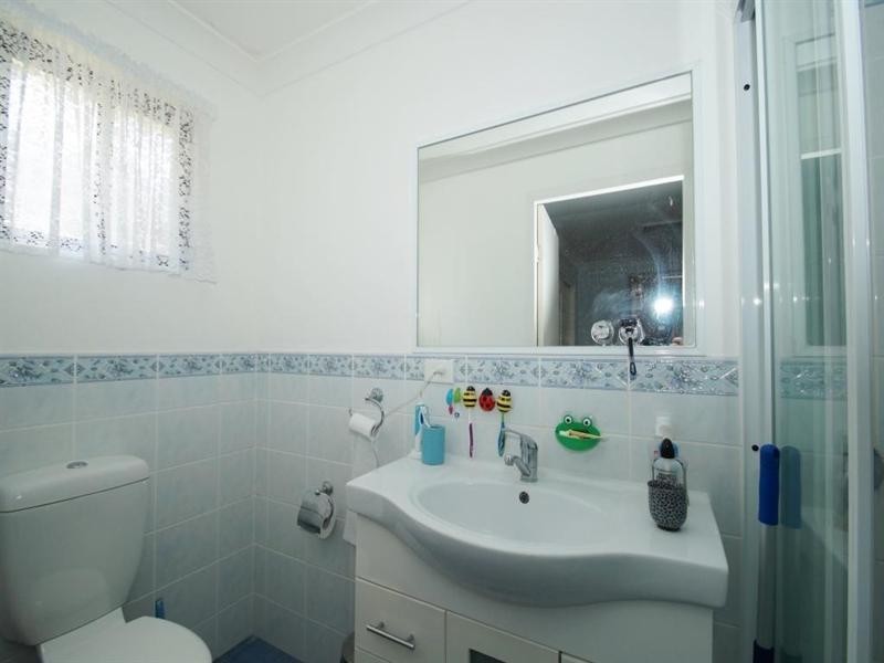 14 Evangeline Crescent, Armidale NSW 2350