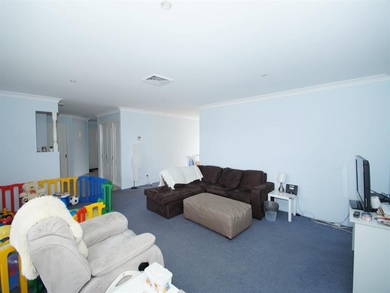 14 Evangeline Crescent, Armidale NSW 2350