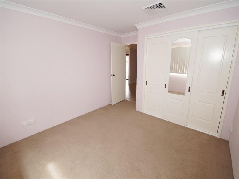 14 Evangeline Crescent, Armidale NSW 2350