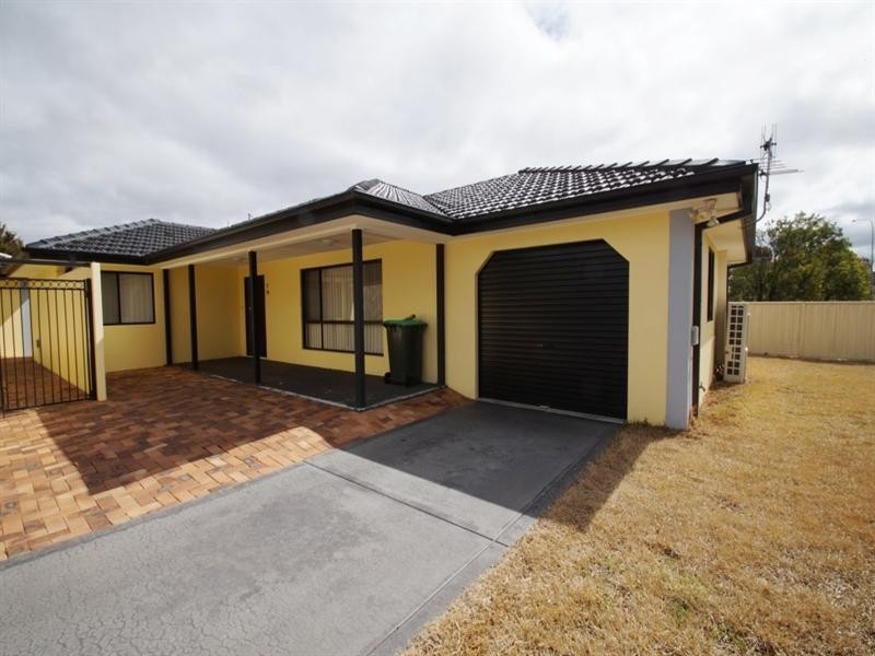 14 Evangeline Crescent, Armidale NSW 2350