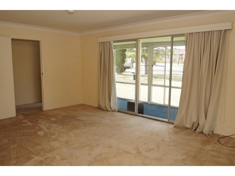 4 Tamar Place, Armidale NSW 2350