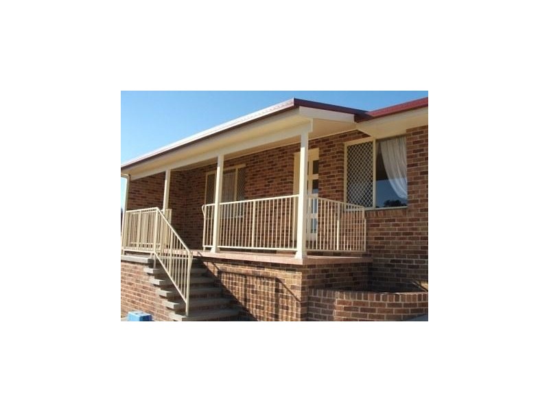 2/40 Northcott Street, Armidale NSW 2350