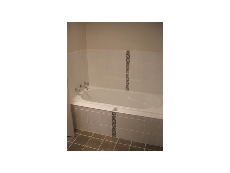 2/40 Northcott Street, Armidale NSW 2350